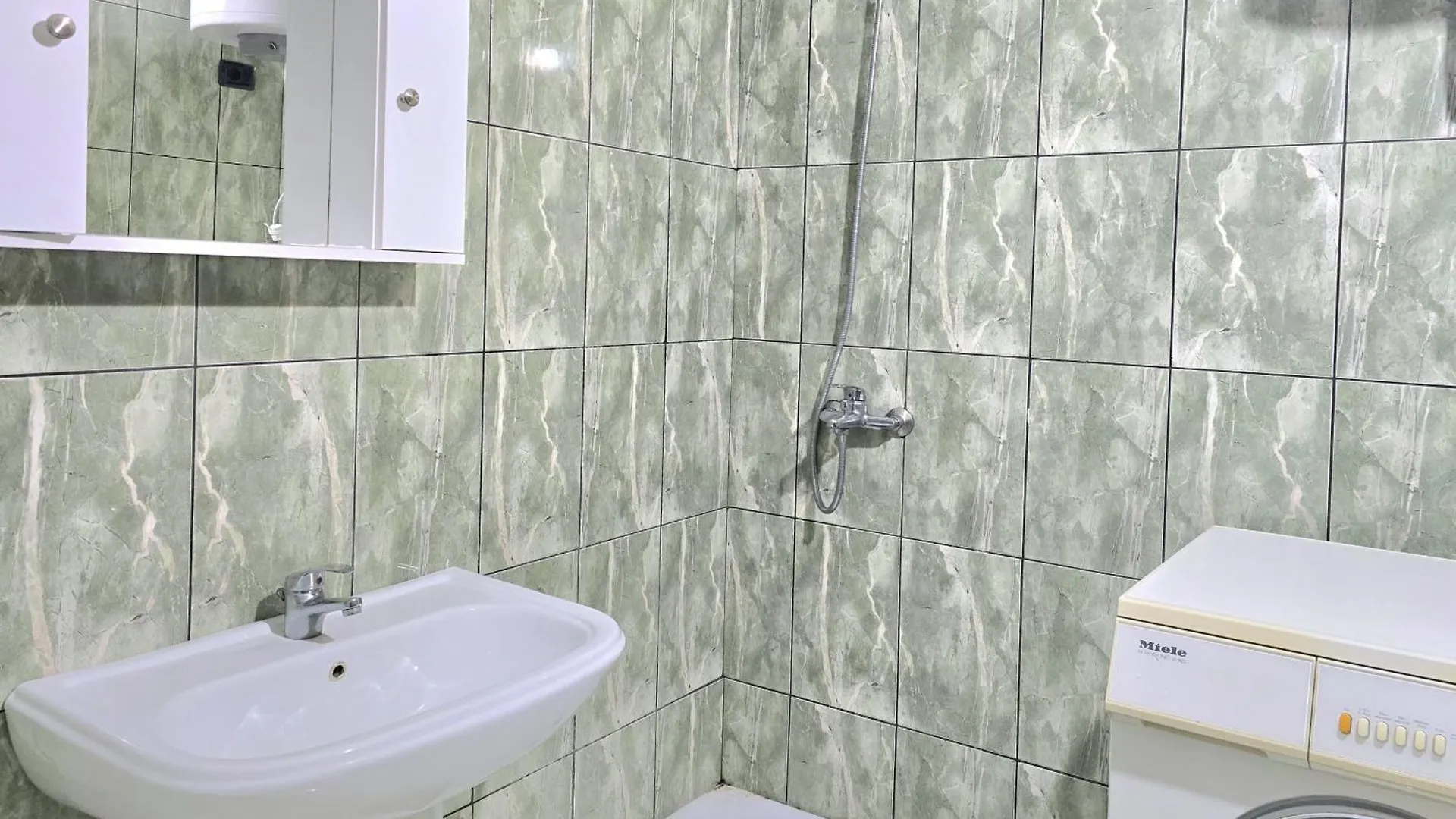 Sunny Stay Apartment Durres 080